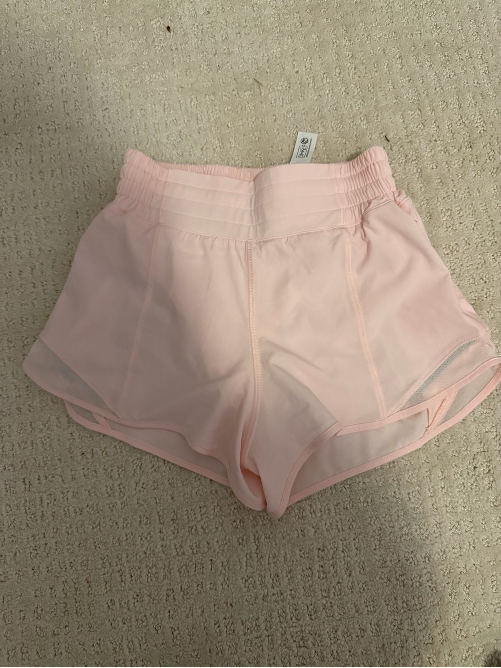 Lululemon Light Pink Women’s Athletic Shorts High Waisted 2.5 inch Size 2